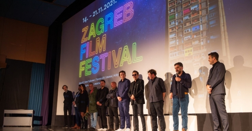  Hrvatska premijera komedije Danisa Tanovića “Deset u pola”: puno kino i ovacije publike